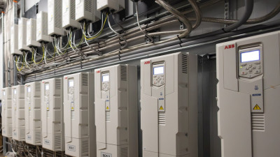 Razlika između standardnih 6-pulsnih frekventnih pretvarača i ABB Ultra-Low Harmonic (ULH) pretvarača